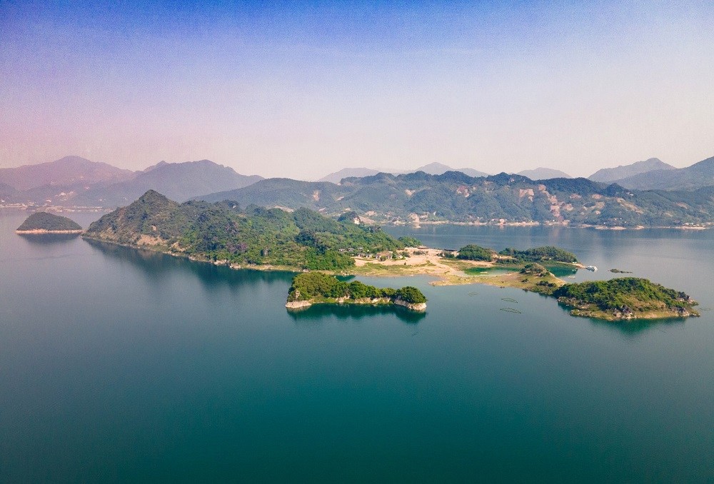 Hồ Thuỷ điện Hoà Bình