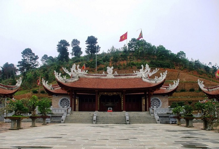 Đền Mẫu Âu Cơ