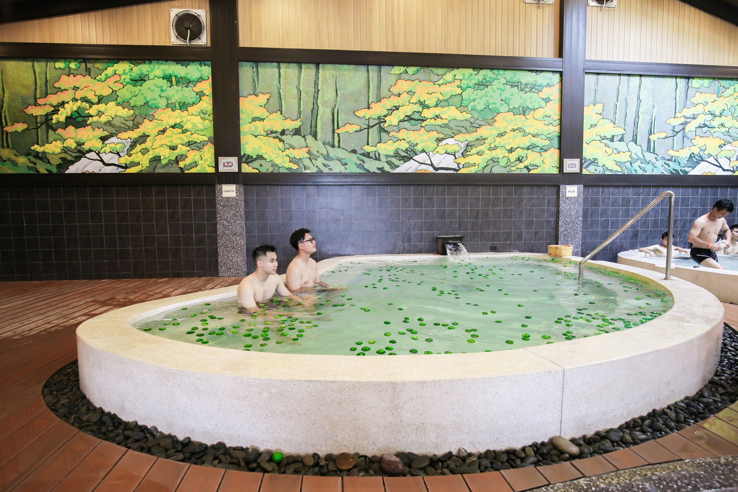 Onsen chủ đề tại Lynntimes Thanh Thủy, Phú Thọ